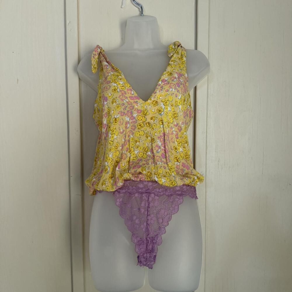 Free People Teddy Womens XS/S Multicolor Floral Lace Thong One Piece Bodysuit